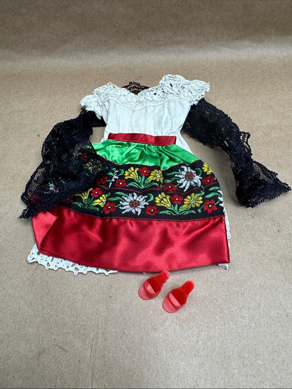 1960s-70s Barbie in Mexico Outfit #820 Vintage